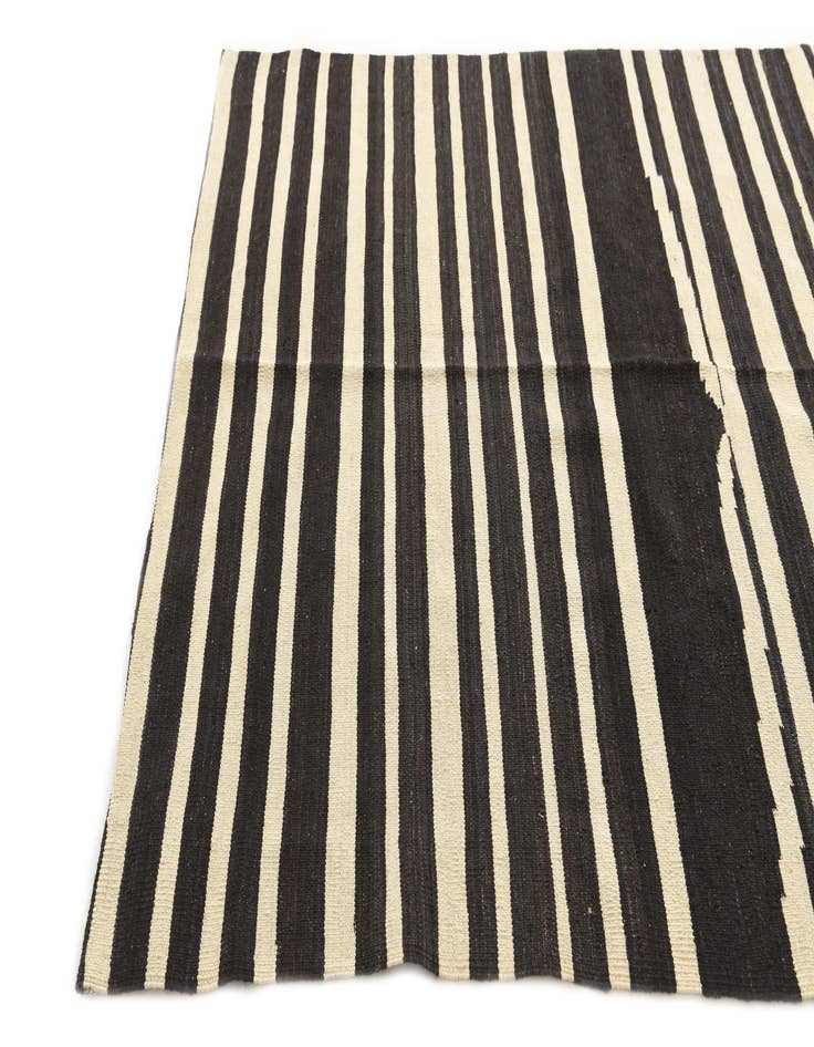 Detail image of 5' x 6' 5  Hand Woven Kilim Modern Wool Rug