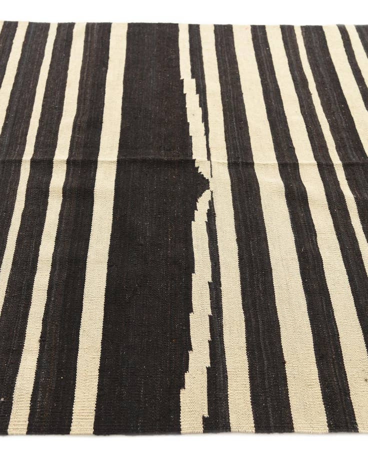 Detail image of 5' x 6' 5  Hand Woven Kilim Modern Wool Rug