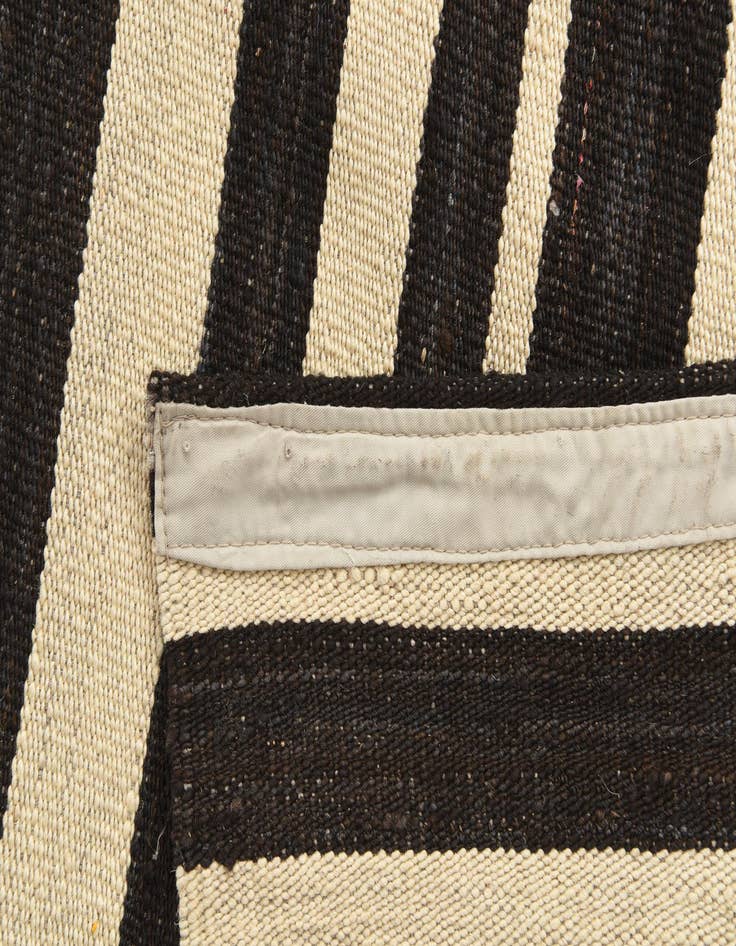 Detail image of 5' x 6' 5  Hand Woven Kilim Modern Wool Rug