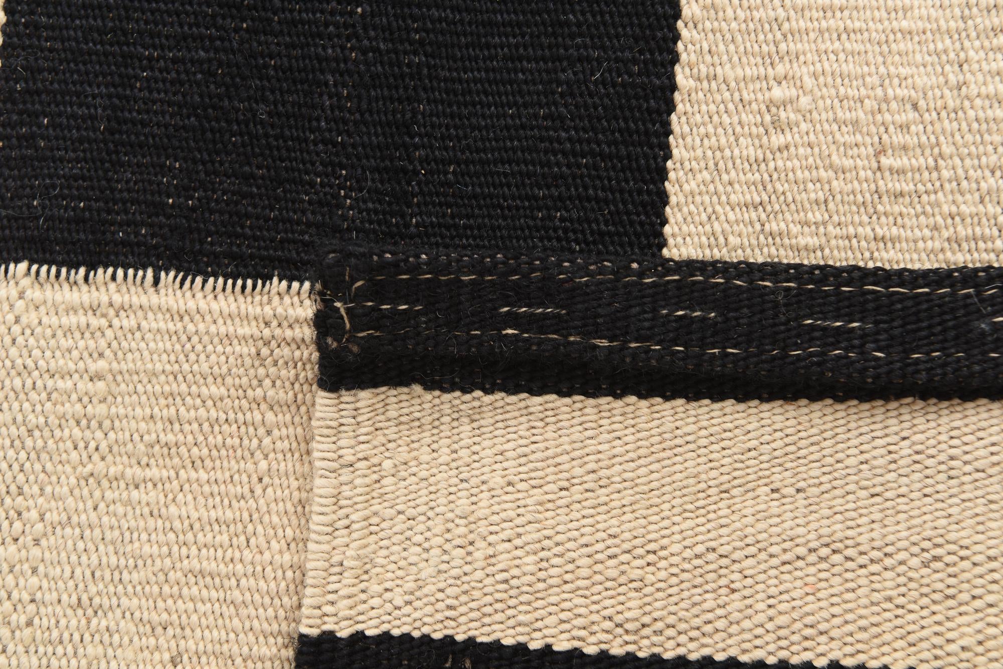 5' 3 x 6' 7 Hand Woven Kilim Modern Wool Rug