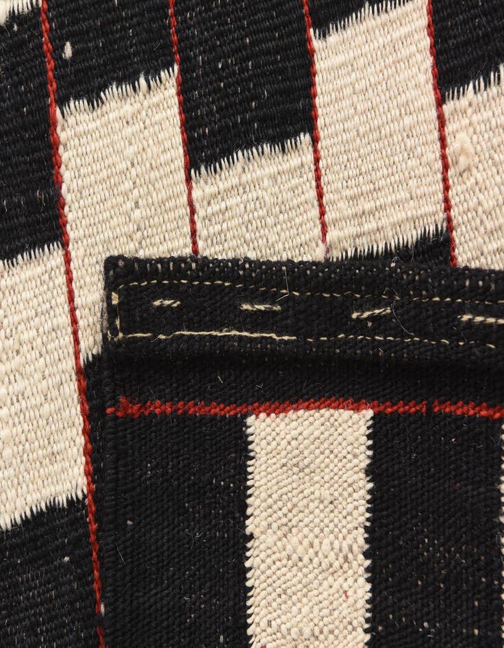 Detail image of 5' x 6' 4  Hand Woven Kilim Modern Wool Rug