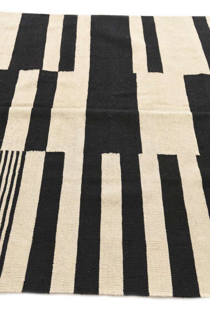 5' x 6' 10 Hand Woven Kilim Modern Wool Rug