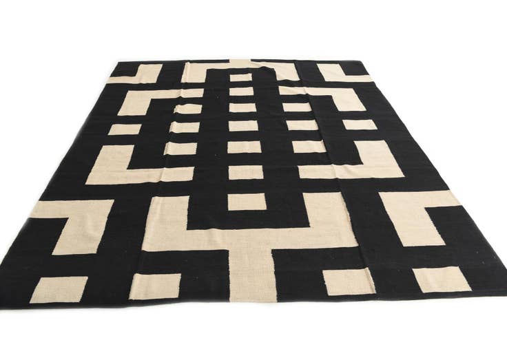 Detail image of 8' 4 x 9' 7 Hand Woven Kilim Modern Wool Rug