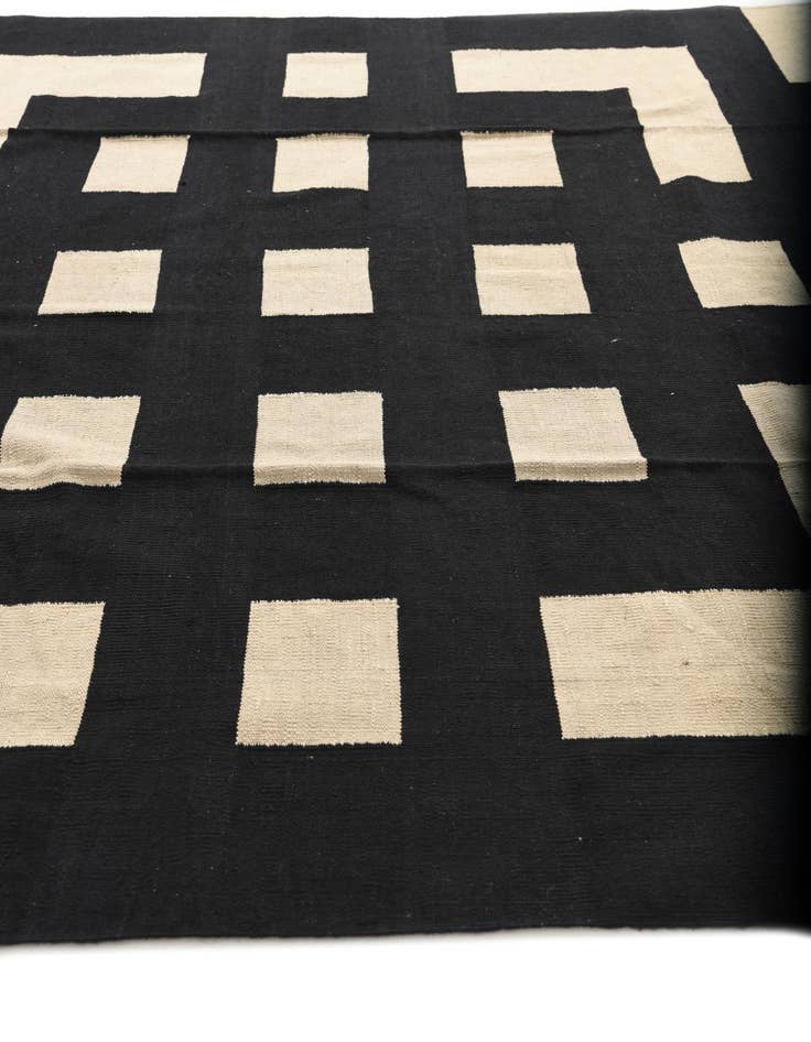 Detail image of 8' 4 x 9' 7  Hand Woven Kilim Modern Wool Rug