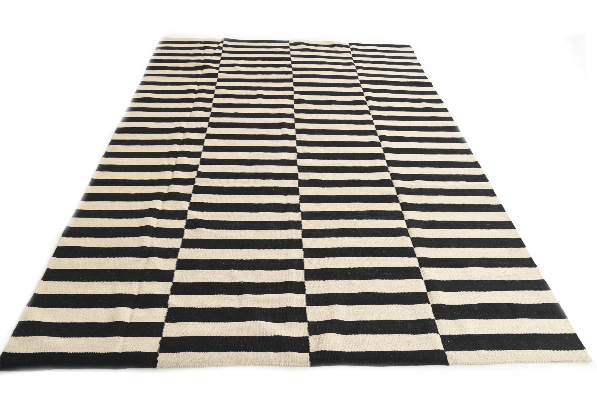 6' 9 x 9' 7 Hand Woven Kilim Modern Wool Rug