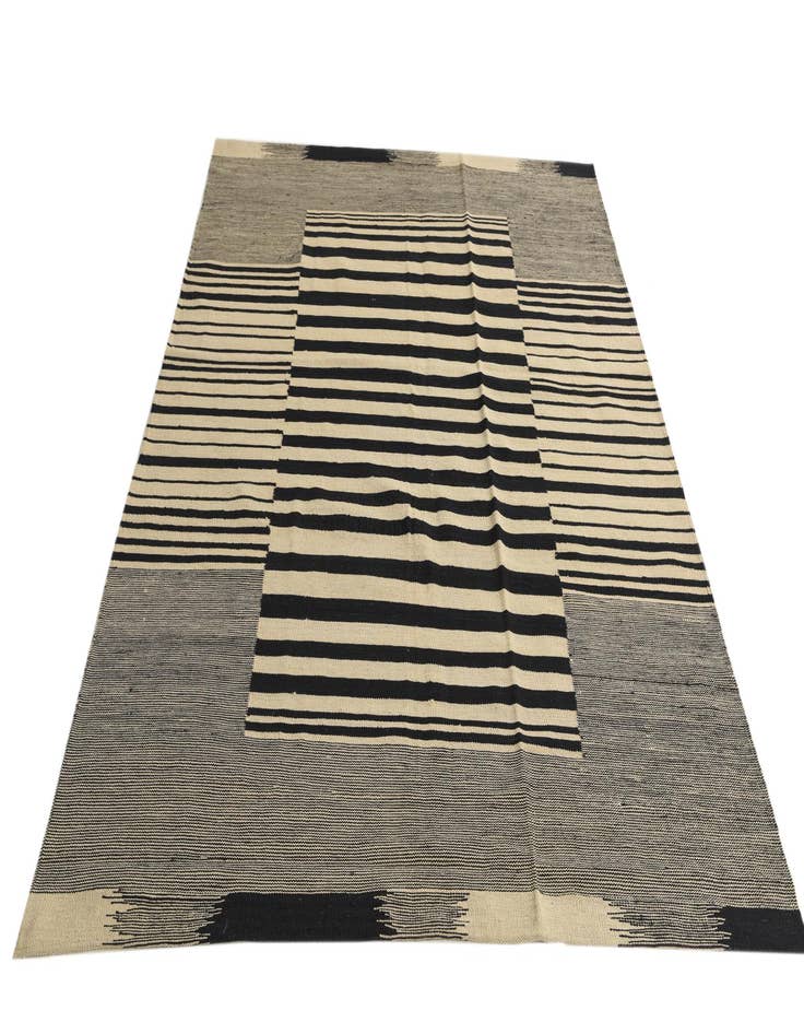 Detail image of 5' 9 x 7' 7  Hand Woven Kilim Modern Wool Rug