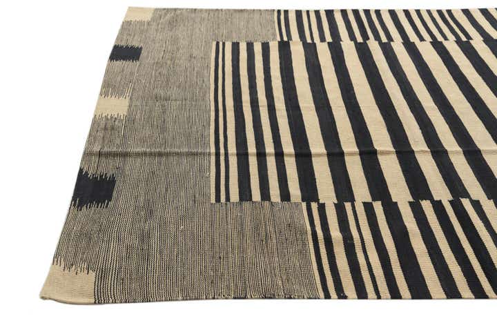 5' 7 x 7' 9 Hand Woven Kilim Modern Wool Rug