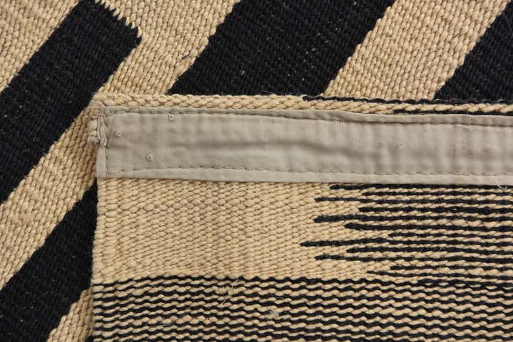 5' 7 x 7' 9 Hand Woven Kilim Modern Wool Rug