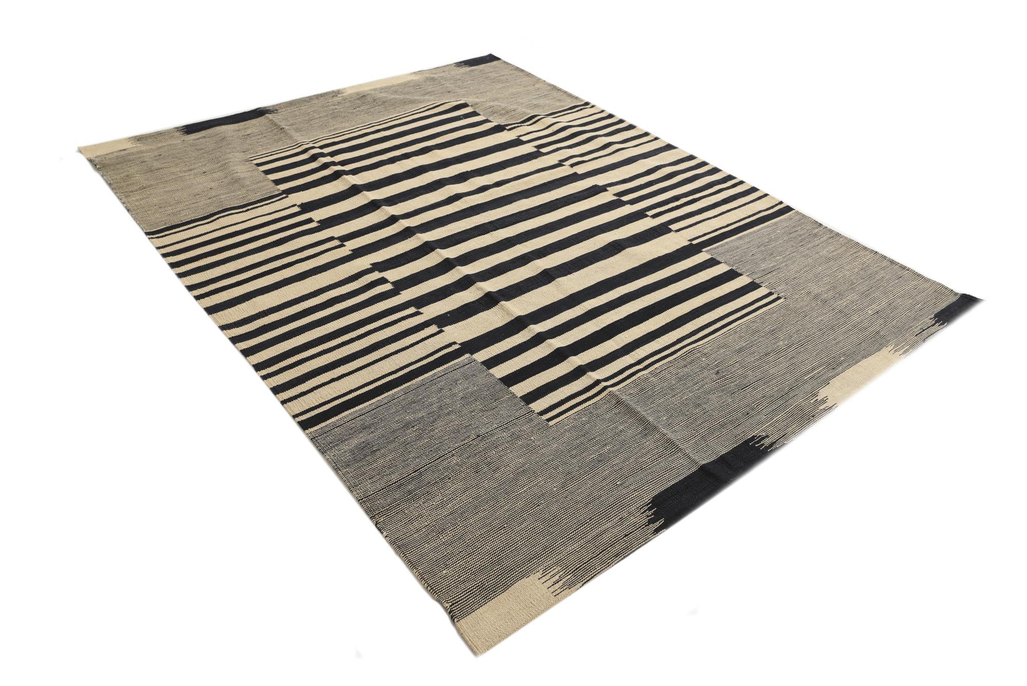 5' 10 x 7' 7 Hand Woven Kilim Modern Wool Rug