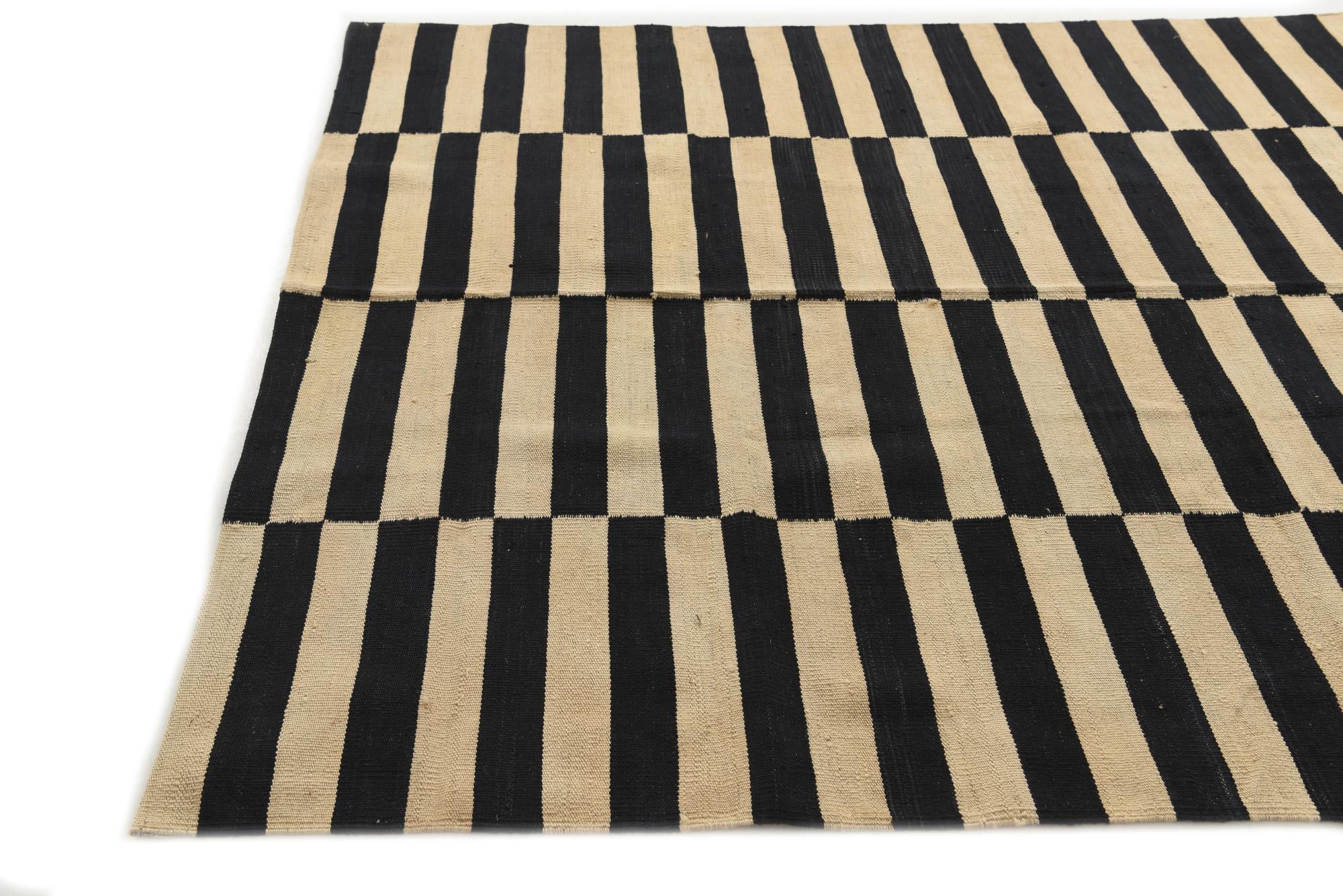 5' 4 x 7' 8 Hand Woven Kilim Modern Wool Rug