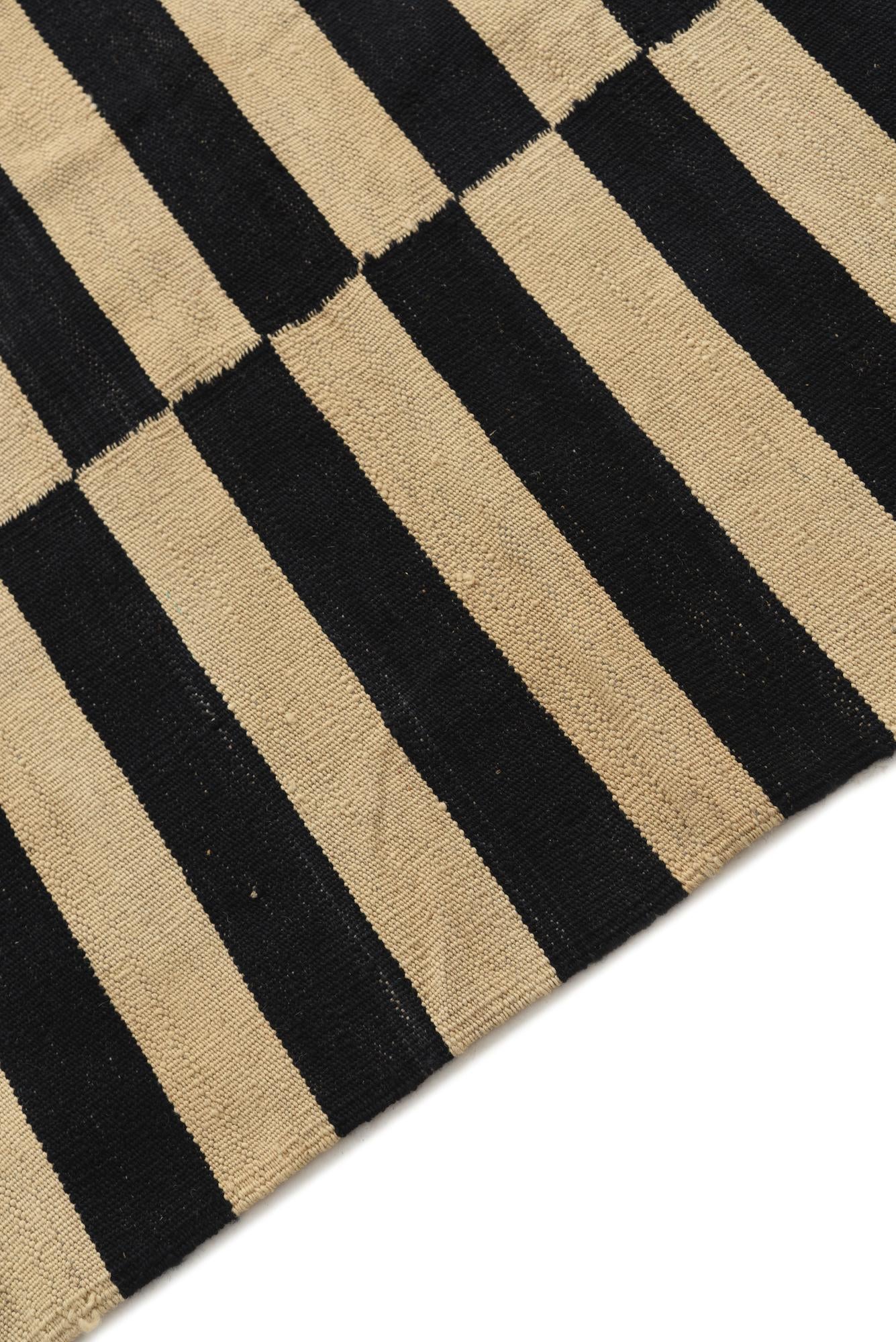 5' 4 x 7' 8 Hand Woven Kilim Modern Wool Rug