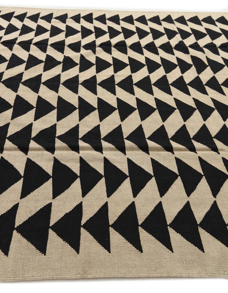 Detail image of 8' 2 x 9' 9  Hand Woven Kilim Modern Wool Rug