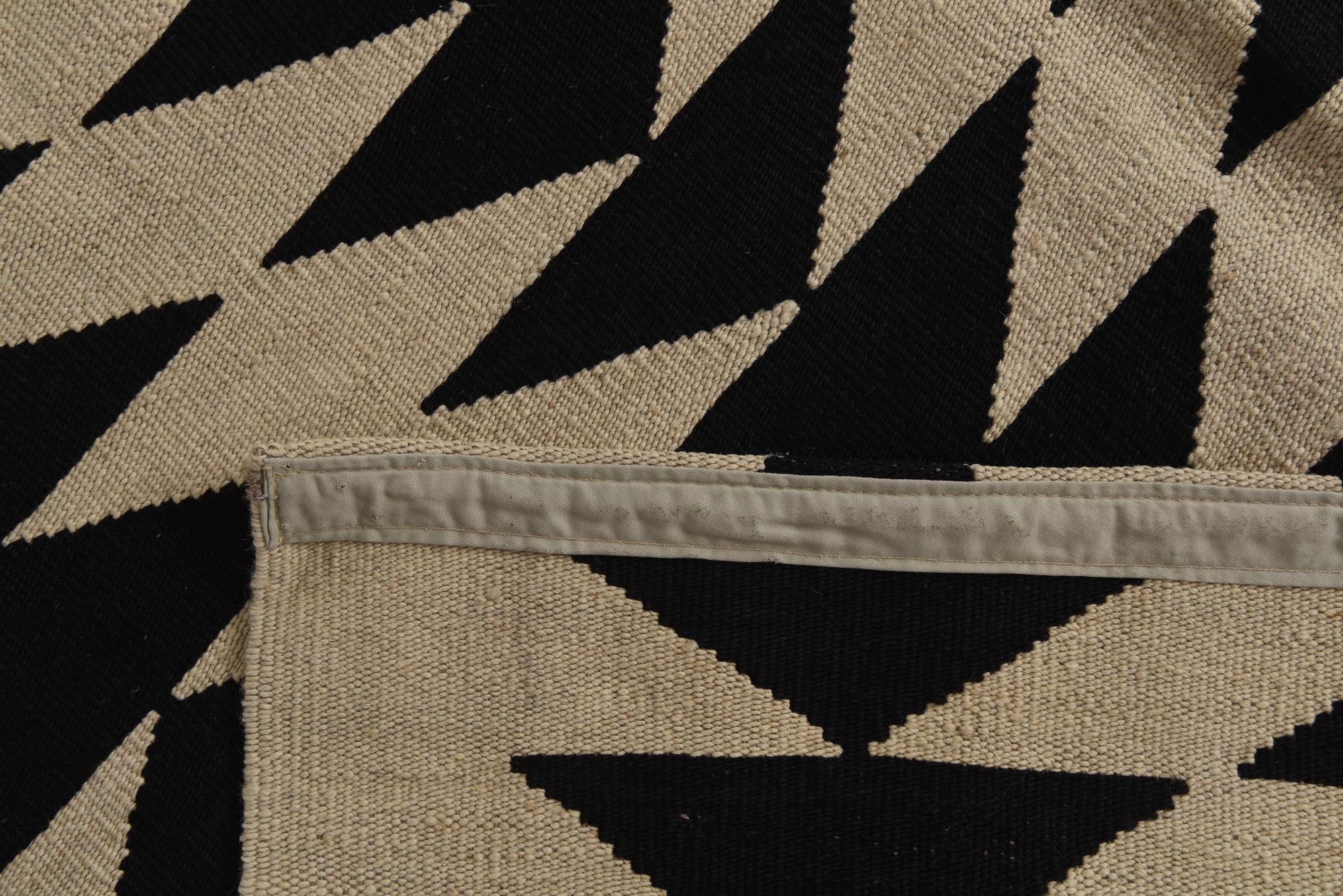 8' 2 x 9' 9 Hand Woven Kilim Modern Wool Rug
