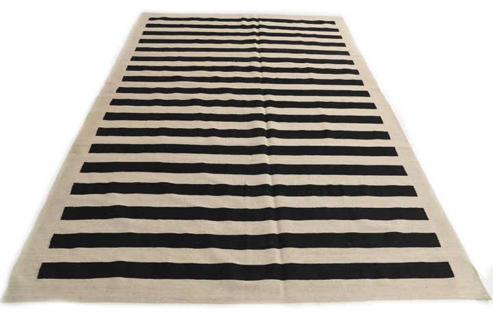 6' 7 x 9' 7 Hand Woven Kilim Modern Wool Rug