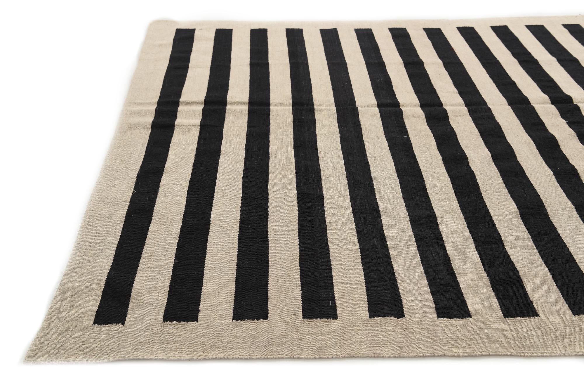 6' 7 x 9' 7 Hand Woven Kilim Modern Wool Rug