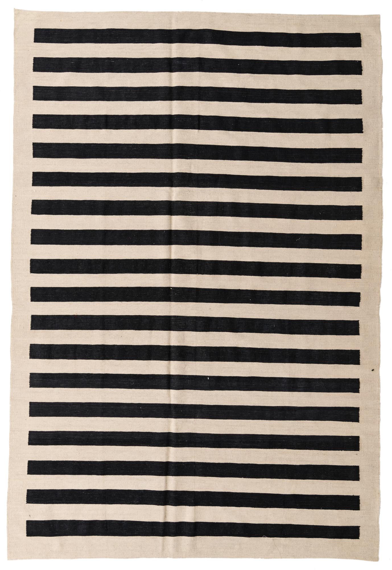 6' 7 x 9' 7 Hand Woven Kilim Modern Wool Rug
