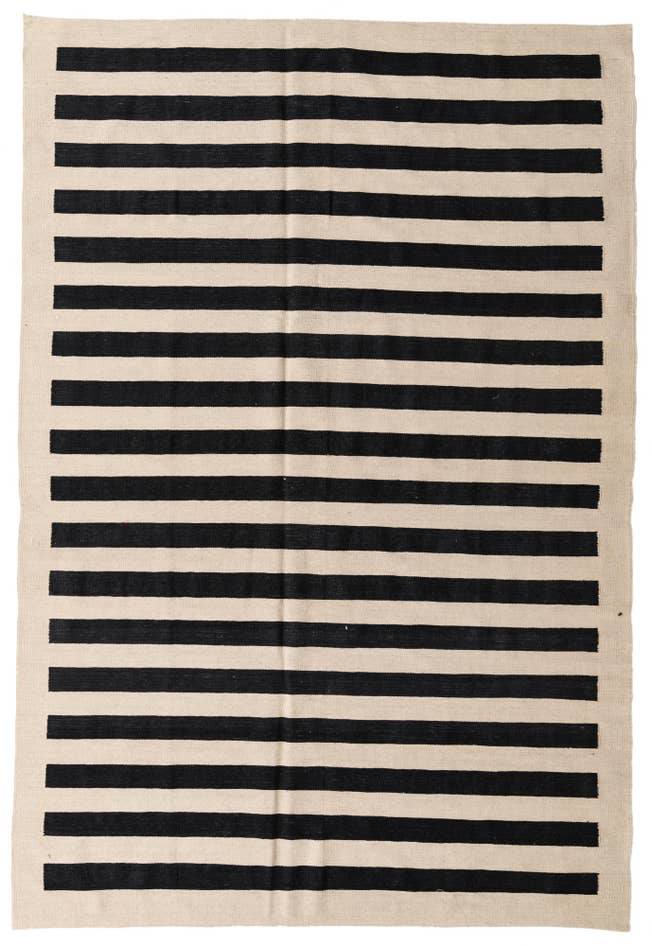 Detail image of 6' 7 x 9' 7 Hand Woven Kilim Modern Wool Rug