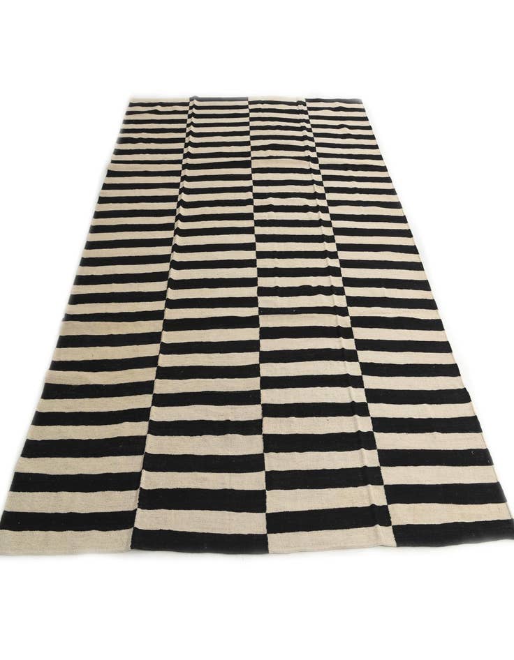 Detail image of 8' 4 x 9' 9 Hand Woven Kilim Modern Wool Rug