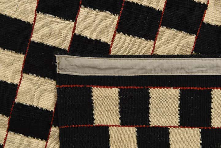 4' 9 x 6' 4 Hand Woven Kilim Modern Wool Rug
