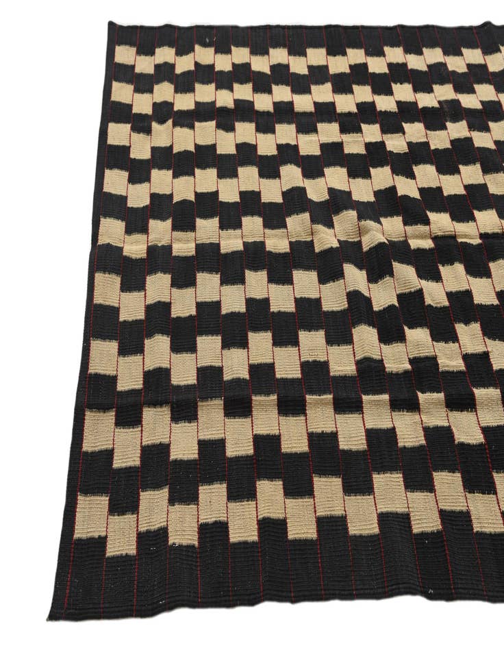 Detail image of 4' 3 x 5' 8  Hand Woven Kilim Modern Wool Rug