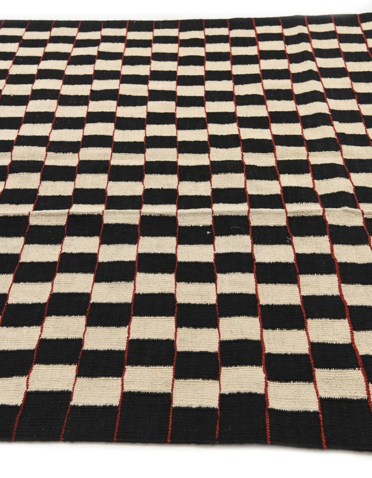 Detail image of 5' 9 x 7' 8  Hand Woven Kilim Modern Wool Rug