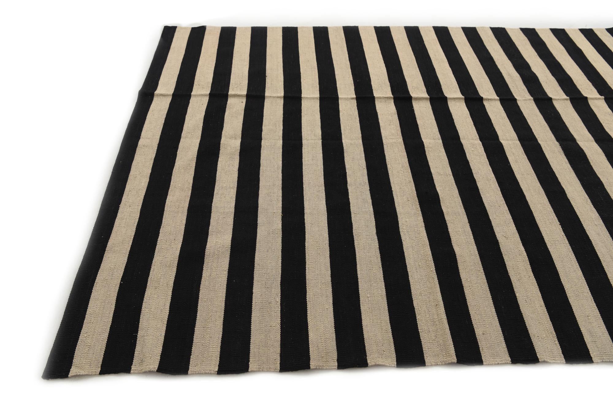 5' 7 x 7' 9 Hand Woven Kilim Modern Wool Rug
