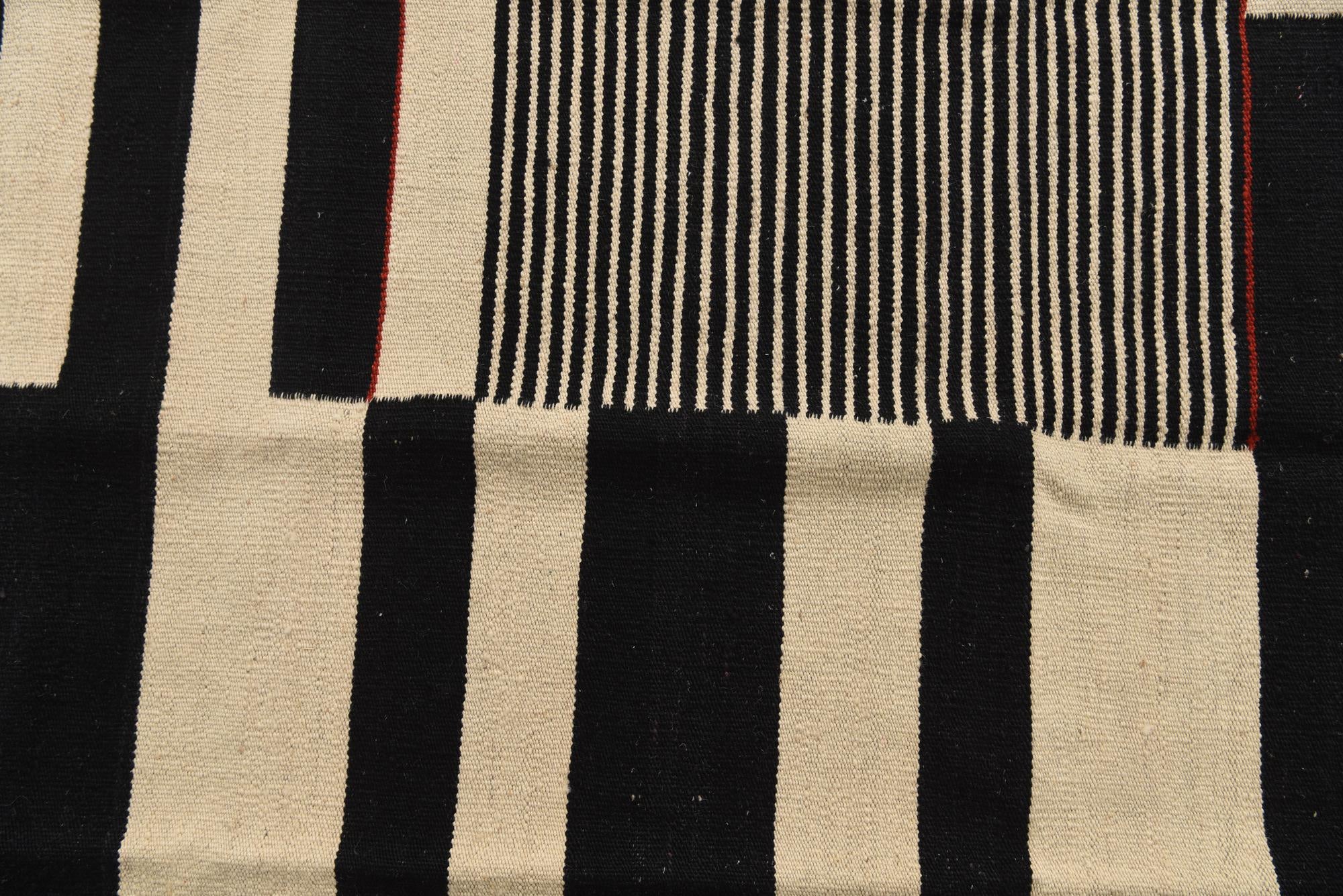 5' 10 x 7' 4 Hand Woven Kilim Modern Wool Rug