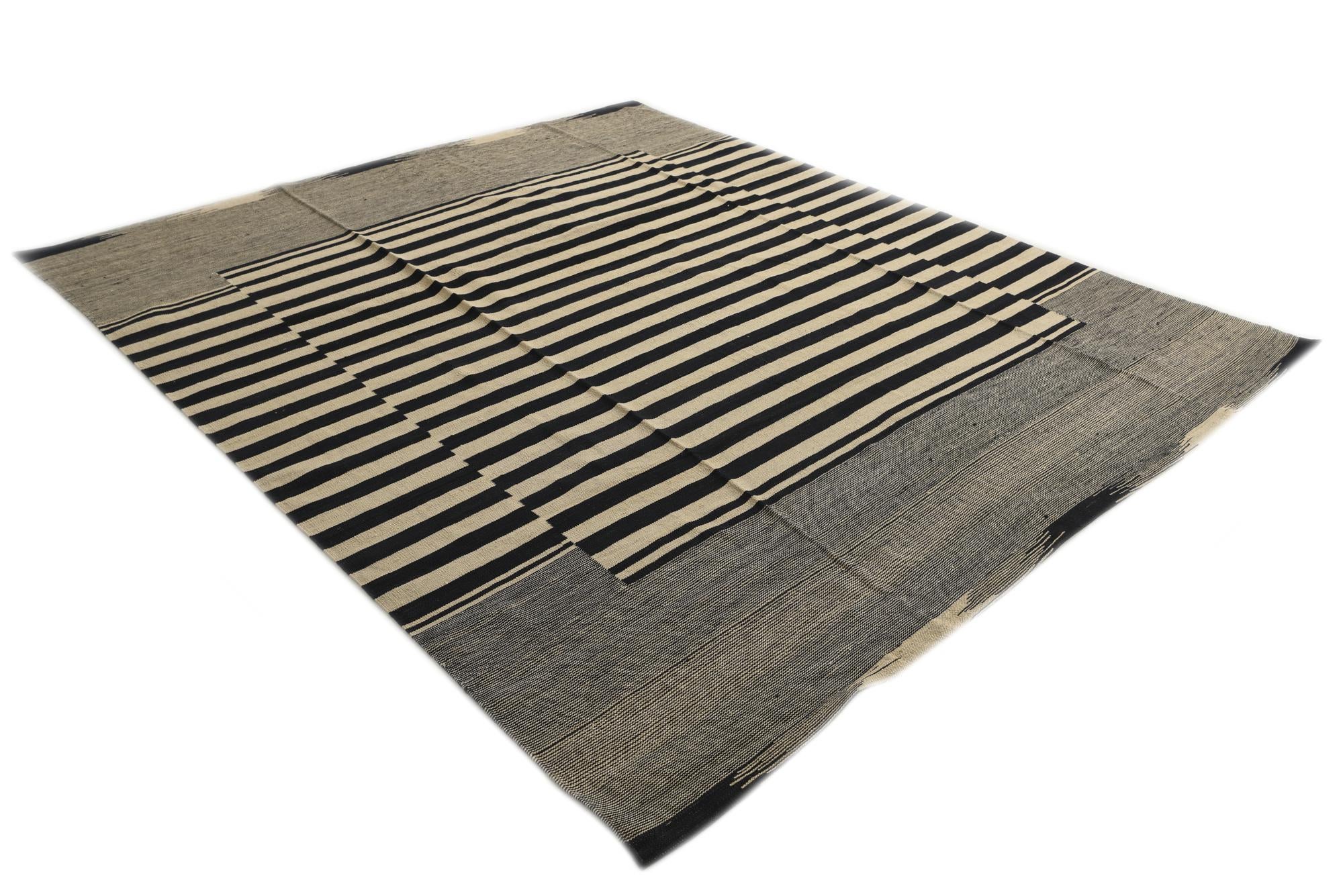 8' 2 x 9' 7 Hand Woven Kilim Modern Wool Rug