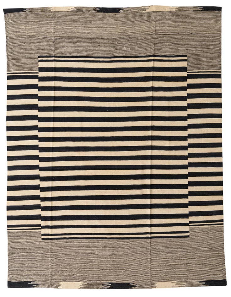 Detail image of 8' 2 x 9' 7 Hand Woven Kilim Modern Wool Rug
