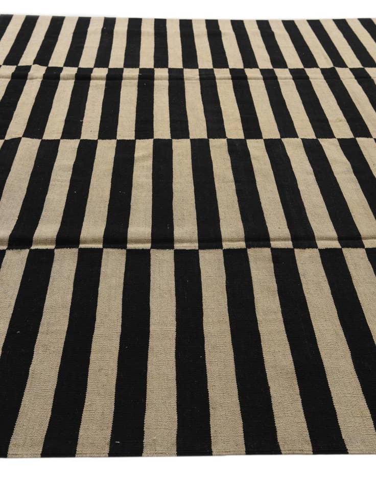 Detail image of 8' 7 x 11' 1  Hand Woven Kilim Modern Wool Rug