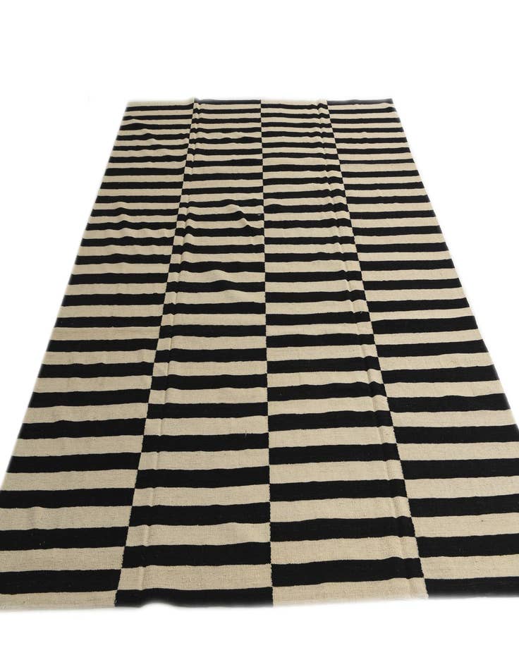 Detail image of 8' 7 x 9' 10  Hand Woven Kilim Modern Wool Rug