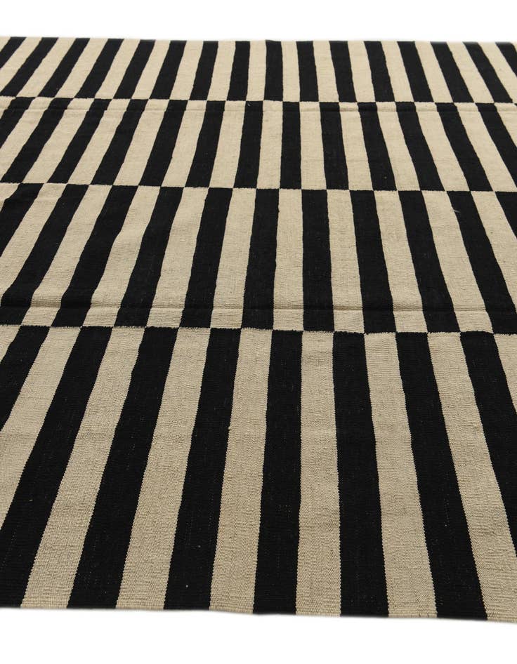 Detail image of 8' 7 x 9' 10  Hand Woven Kilim Modern Wool Rug