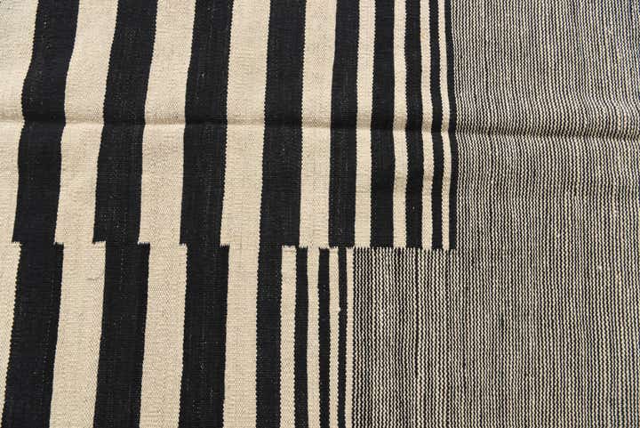 8' 4 x 9' 6 Hand Woven Kilim Modern Wool Rug