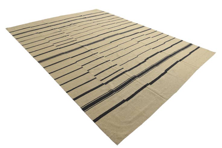Detail image of 9' 9 x 13' Hand Woven Kilim Modern Wool Rug