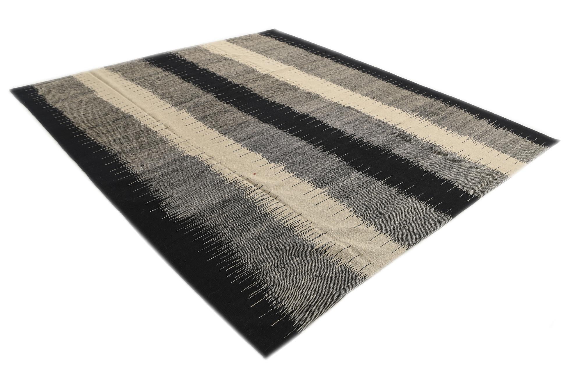 8' 5 x 9' 5 Hand Woven Kilim Modern Wool Rug