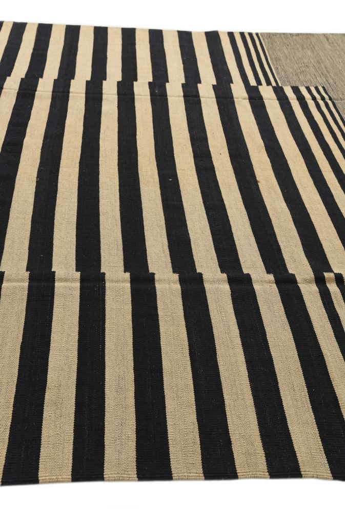 8' 2 x 9' 8 Hand Woven Kilim Modern Wool Rug