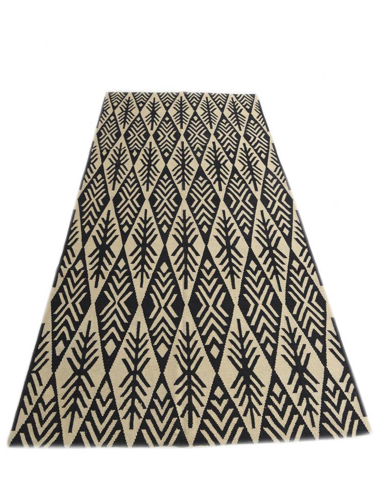 Detail image of 7' x 9' 9  Hand Woven Kilim Modern Wool Rug