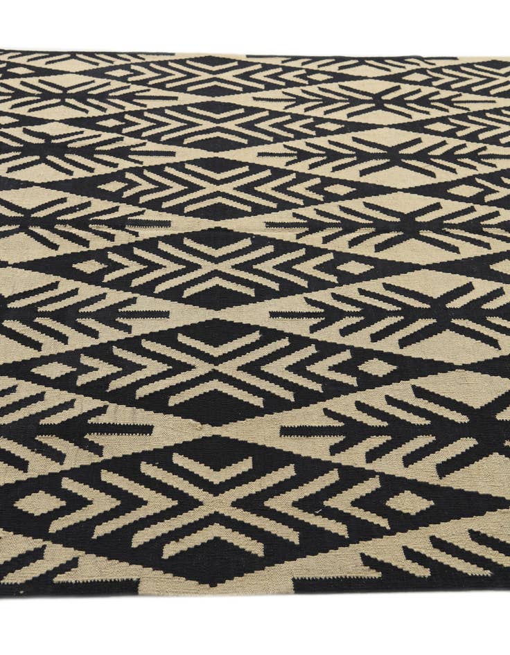 Detail image of 7' x 9' 9  Hand Woven Kilim Modern Wool Rug