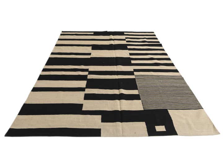 6' 9 x 9' 6 Hand Woven Kilim Modern Wool Rug