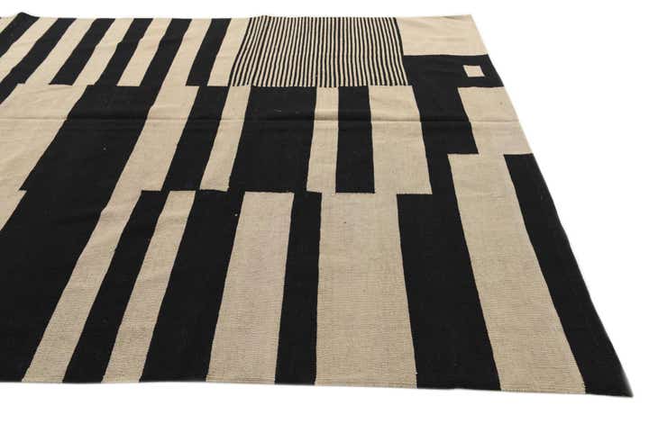 6' 9 x 9' 6 Hand Woven Kilim Modern Wool Rug