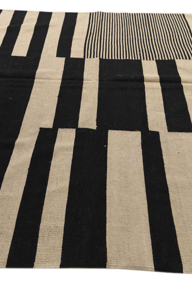 6' 9 x 9' 6 Hand Woven Kilim Modern Wool Rug