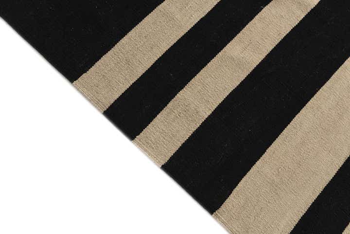 6' 9 x 9' 6 Hand Woven Kilim Modern Wool Rug