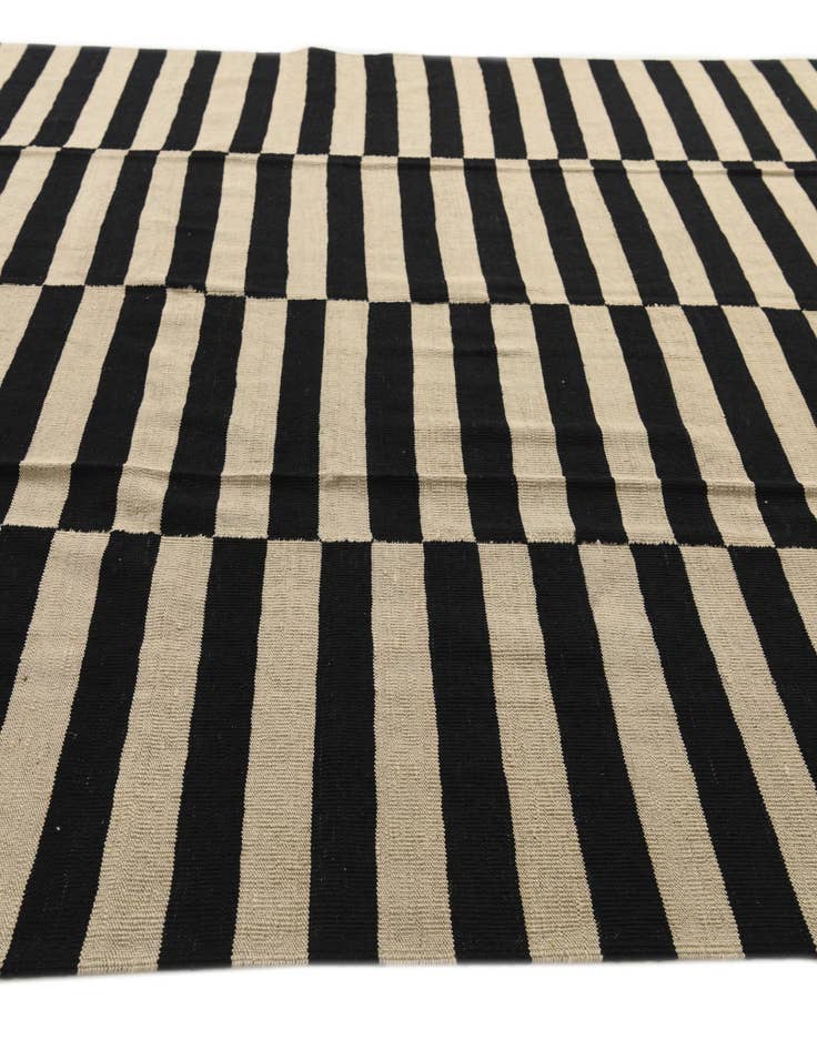 Detail image of 8' 7 x 9' 10  Hand Woven Kilim Modern Wool Rug