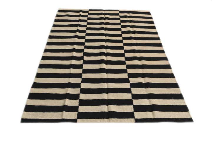 4' 3 x 5' 8 Hand Woven Kilim Modern Wool Rug