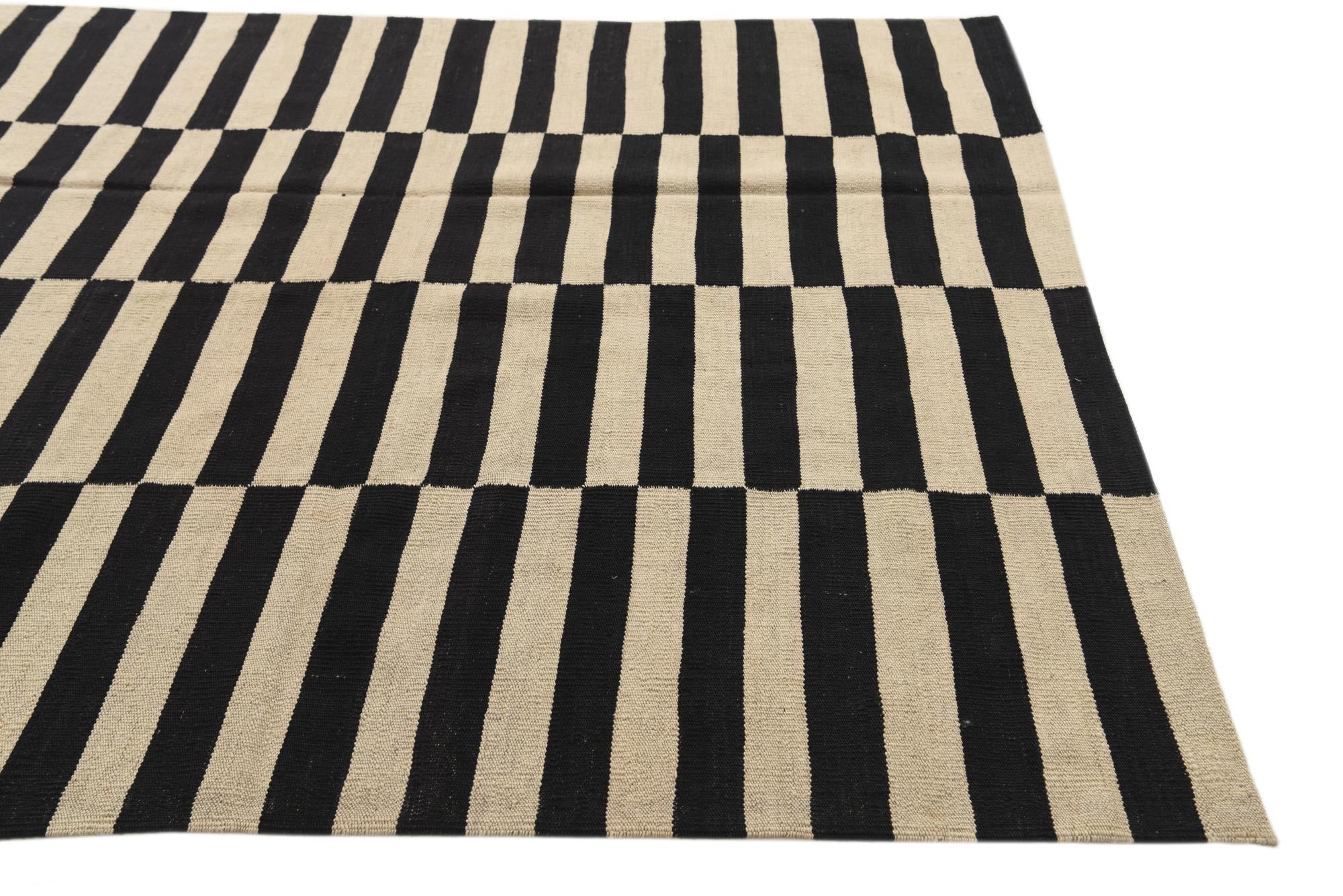 5' 9 x 7' 10 Hand Woven Kilim Modern Wool Rug