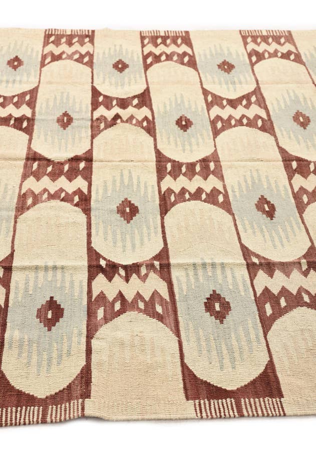 Detail image of 6' 10 x 9' 4 Hand Woven Kilim Modern Wool Rug