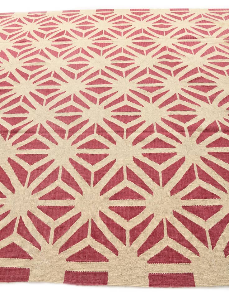 Detail image of 8' 6 x 9' 9  Hand Woven Kilim Modern Wool Rug