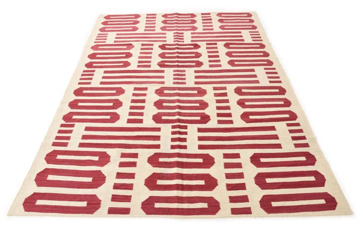 Detail image of 5' 9 x 7' 9 Hand Woven Kilim Modern Wool Rug
