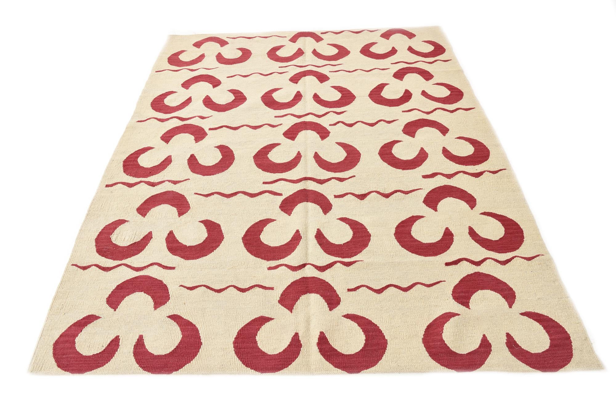 5' 1 x 6' 6 Hand Woven Kilim Modern Wool Rug