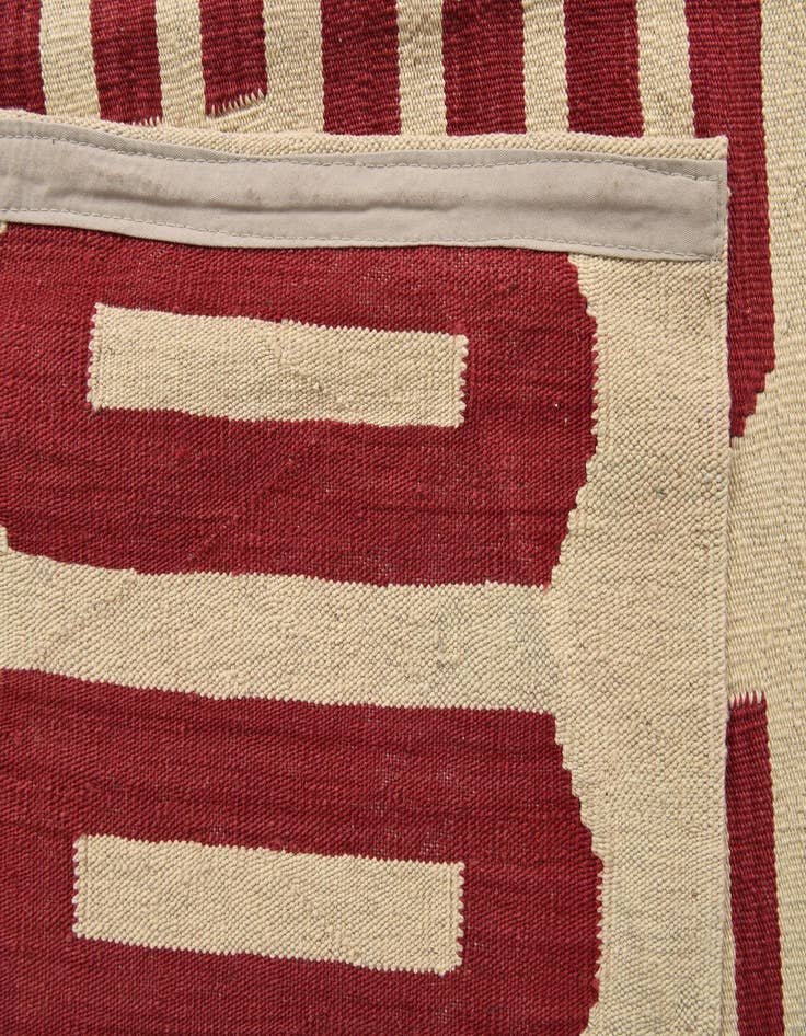 Detail image of 6' 5 x 9' 6  Hand Woven Kilim Modern Wool Rug